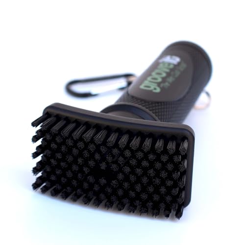 Grooveit The Wet Club Scrub Golf Water Brush - 3 Year Warranty - Anti-Leak Design - Magnetic Brush with Nylon-Bristle Head - Patented Pump for Easy Cleaning - Wide Cleaning Coverage - Long Lasting