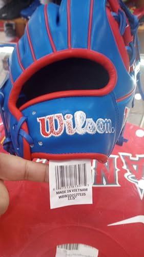 Wilson A2000 1786 Baseball Glove, Right Hand Throw, Infield Series - Exclusive Edition - color: Royal Blue/Red