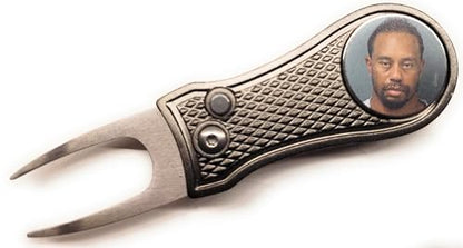 Smash Factor Tiger Woods Mugshot Golf Divot Repair Tool with Ball Marker - Foldable Switchblade Design (Gray) - color: Gray