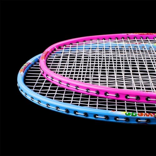Senston Lightweight Beginner Badminton Set with 2 Rackets, 2 Shuttlecocks, Carry Bag - color: Red and Blue